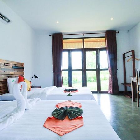 Ceyloni Hotel Sigiriya Bagian luar foto